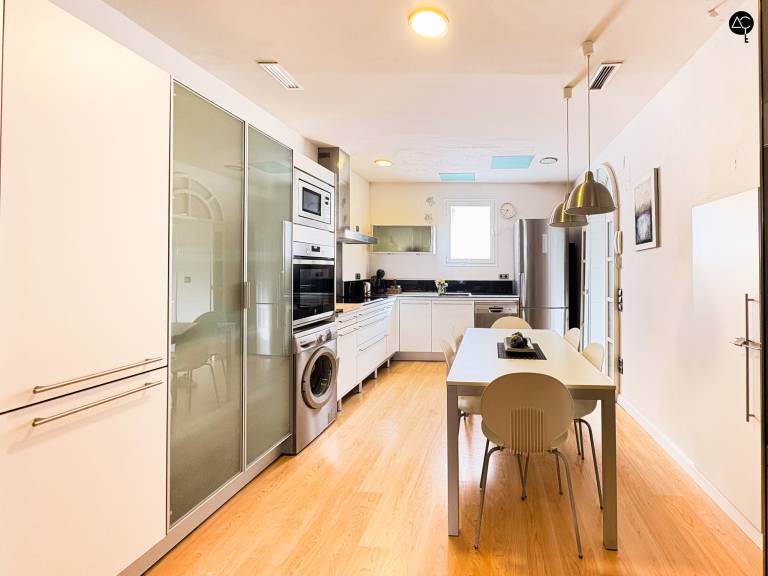 HIDDEN GEM. Suite in San Francisco Cádiz Centro — photo 5