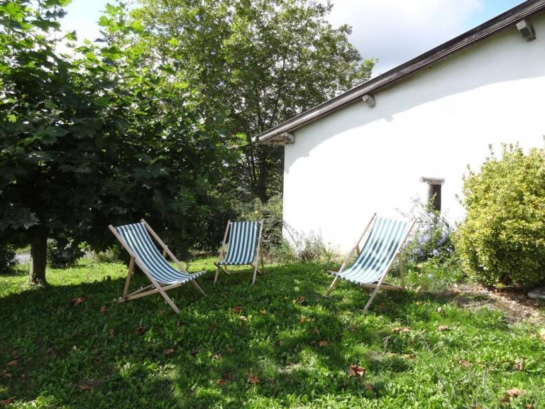 Fully equipped gite with yard, barbeque & patio | Pets allowed — photo 2