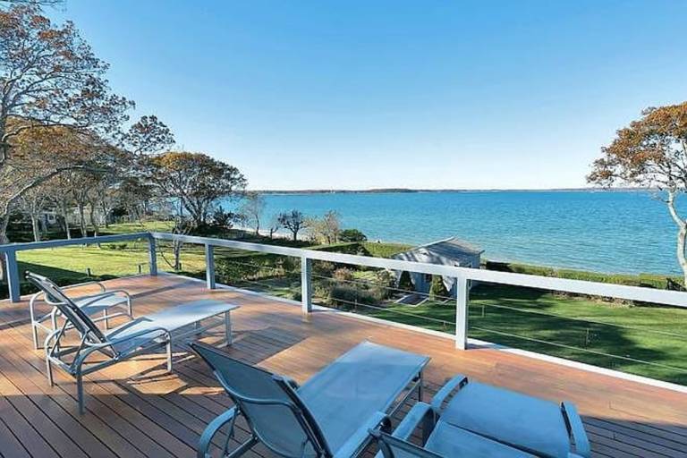 House Shelter Island