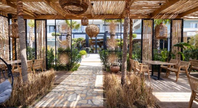 Sea & Sand Hotel — photo 4