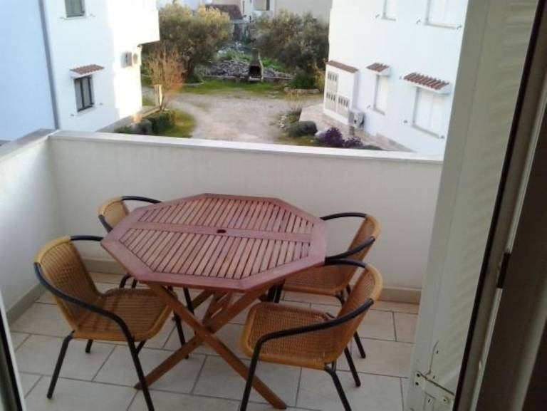 Apartament  Zečevo Rogozničko