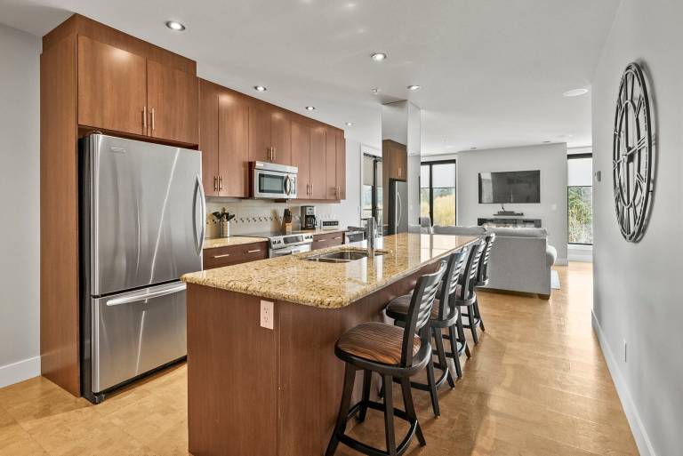 Condo Sicamous