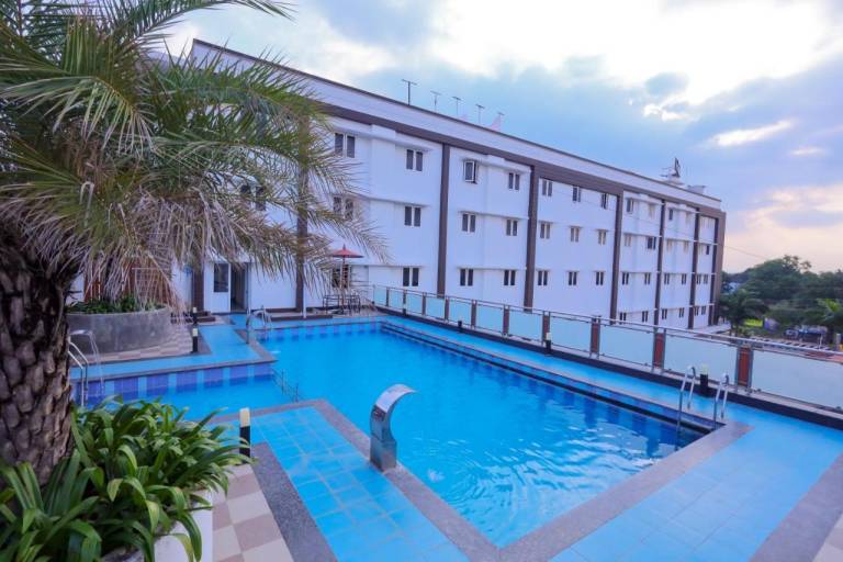 Hotel PVK Grand Dindigul