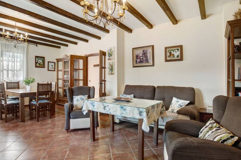 Holiday Home 'Ayala' with Mountain View, Private Pool and Wi-Fi — photo 4