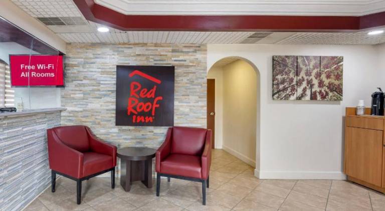 Red Roof Inn Franklin, TN — photo 4
