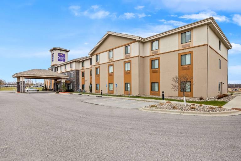 Sleep Inn & Suites West-Near Medical Center in Rochester, MN