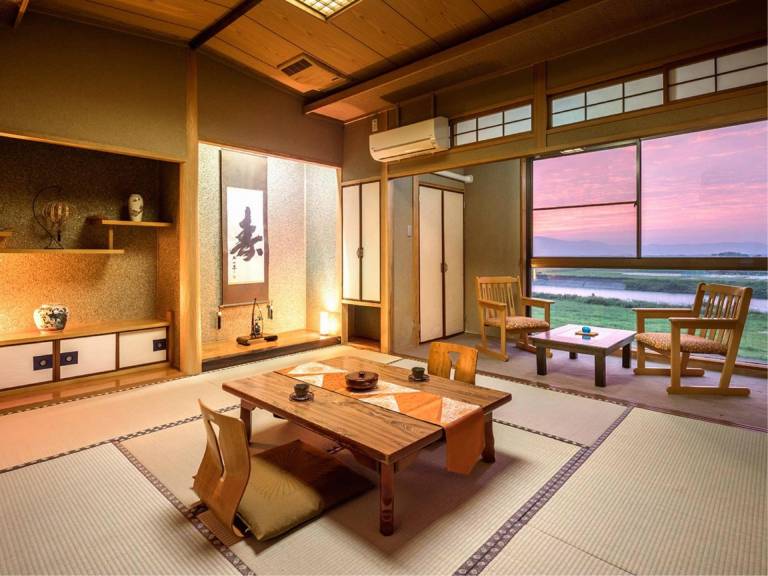 Yumoto Kobayashi — photo 2