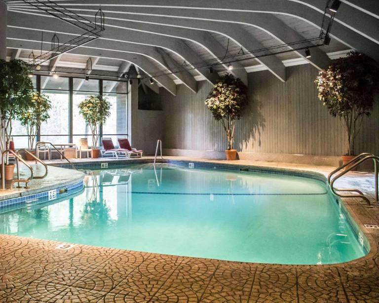 The Woodlands Inn & Resort — photo 4