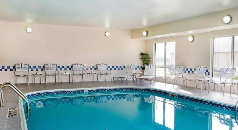 Fairfield by Marriott Inn & Suites Champaign — photo 4