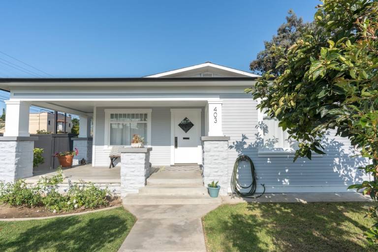 House  Long Beach
