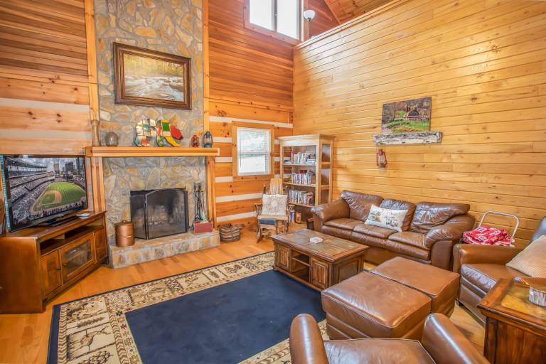 Family-friendly cabin with barbeque & jacuzzi | Mountain view | Pets are welcome in Boone, NC