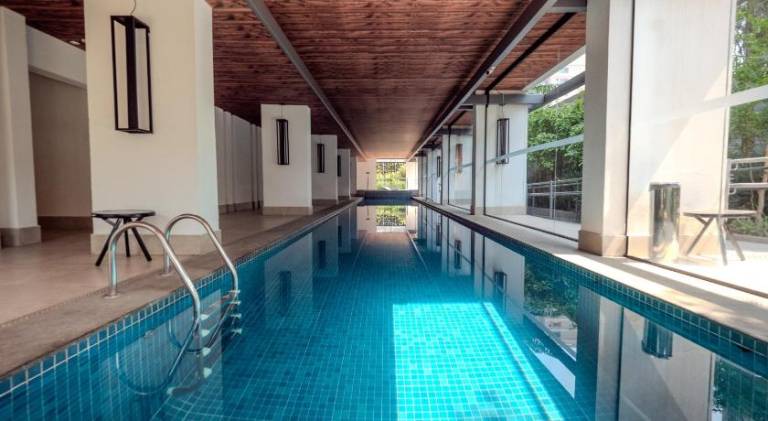 Holiday apartment with hot tub & pool — photo 3