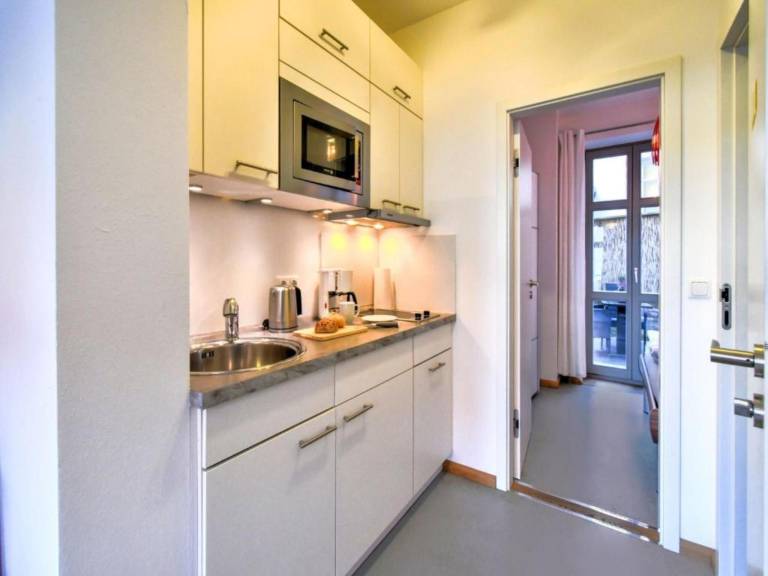 Apartment with terrace — photo 5