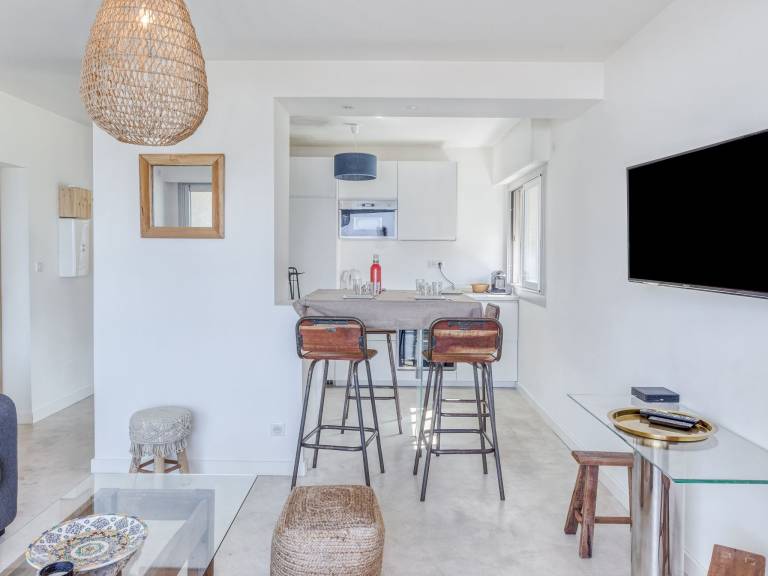 Fully equipped holiday apartment with barbecue & terrace | Sea view | Next to the beach | Pet-friendly — photo 5