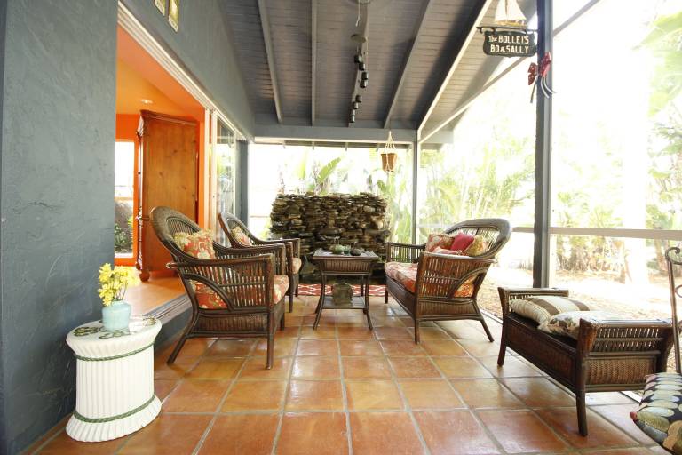 House North Naples