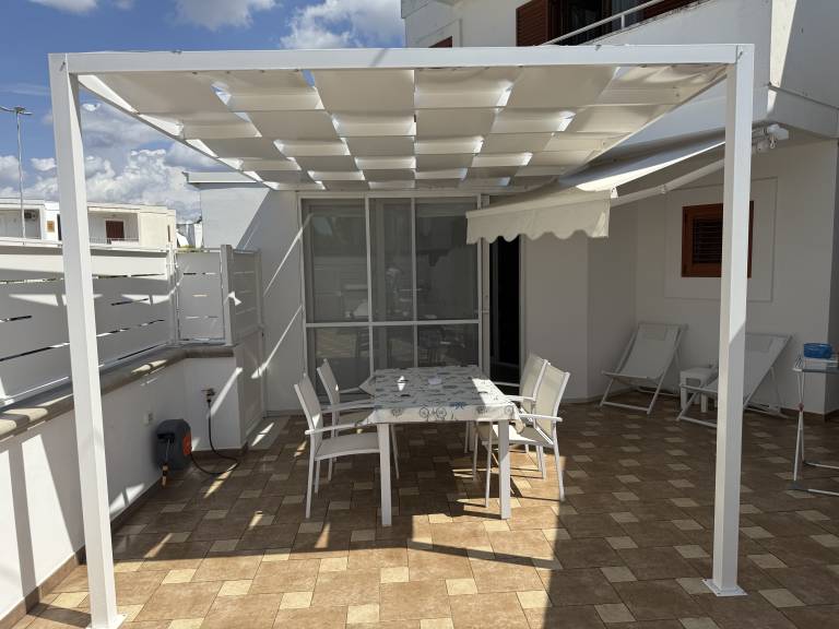 Vacation home with patio & grill — photo 2