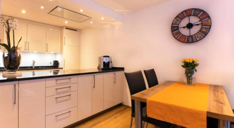 Apartment with 1 room for 4 persons — photo 3