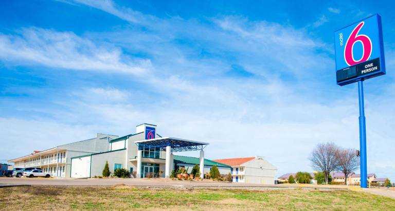 Motel 6 Corsicana, TX in Corsicana, TX