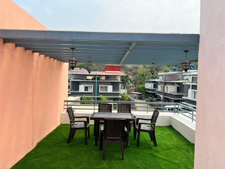 Villa with private pool, patio & yard | Dogs allowed — photo 4