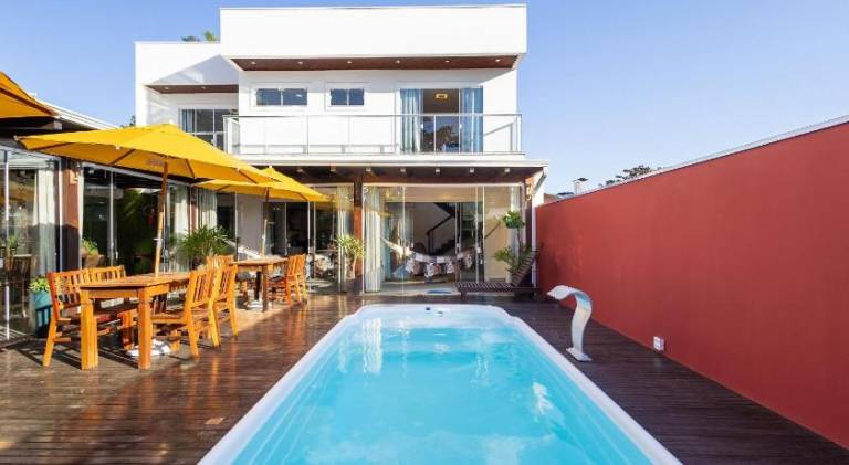 Spacious apartment with pool | Close to the beach | Pets are welcome in Penha