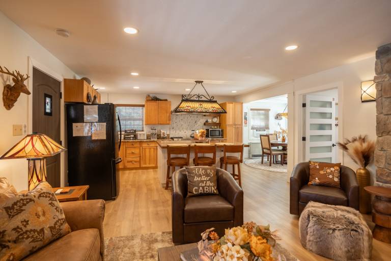 Fully equipped pleasant vacation home with grill, garden & jacuzzi | Pet-friendly — photo 3