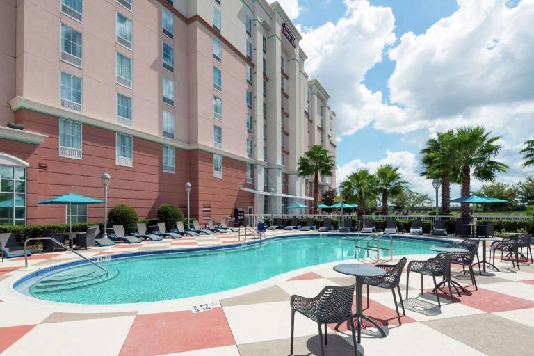 Hampton Inn & Suites Orlando Airport @ Gateway Village — photo 2