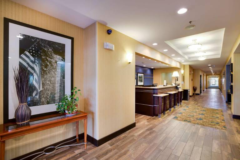 Hampton Inn Harrisonburg-South — photo 5