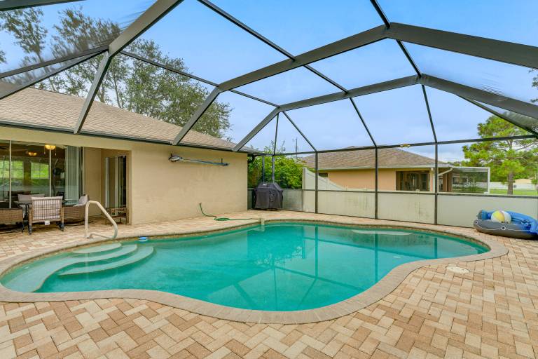 Family Home w/ Pet-Friendly Yard in Fort Myers! — photo 2