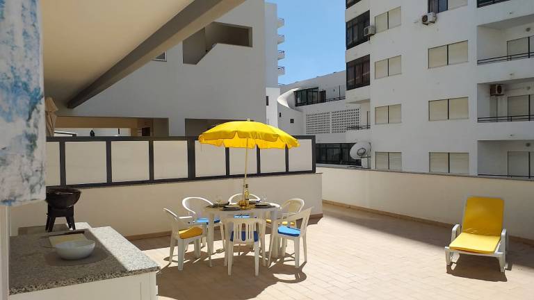 T2 TAHÍTI 1 CONFORTO & PRAIA C/ GARAGEM & WI-FI — photo 3