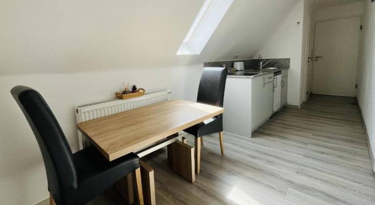 Apartment with BBQ & patio — photo 4