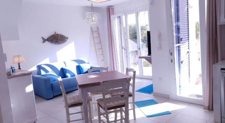 Holiday apartment with 2 rooms for 6 persons — photo 2