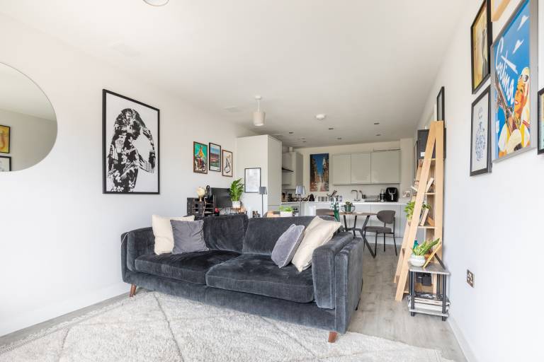 Apartment Spike Island