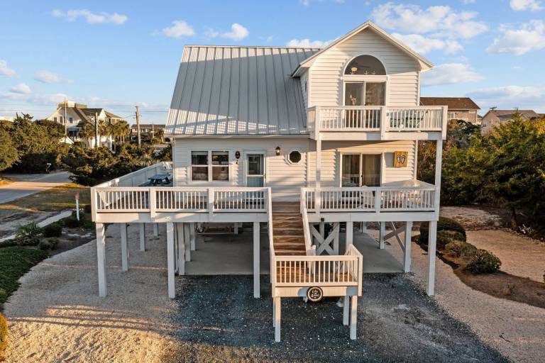 House Topsail Beach