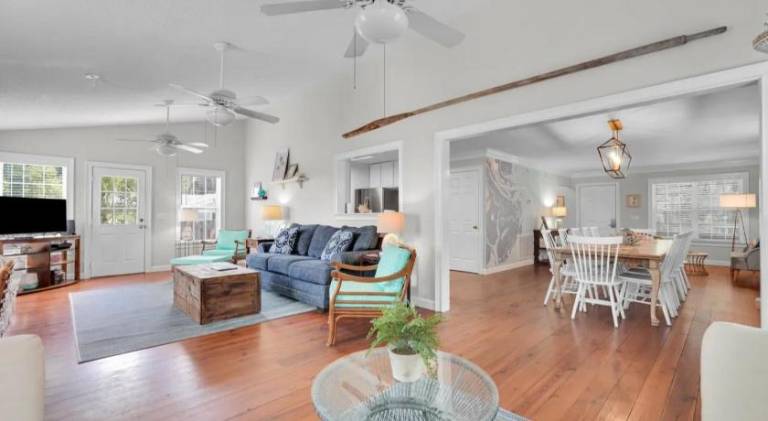 Apartment | Beach nearby | Pet-friendly — photo 2
