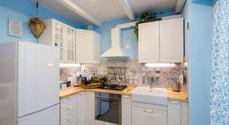 Holiday apartment with 2 rooms for 5 persons — photo 3