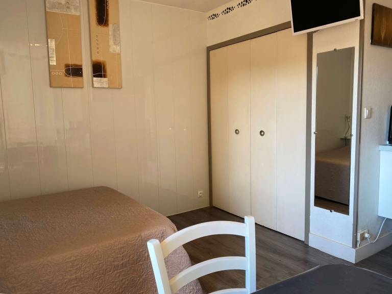 Studio with 1 room for 2 persons — photo 4