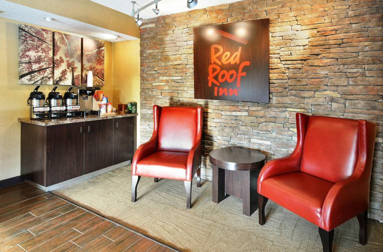 Red Roof Inn Lexington South — photo 4