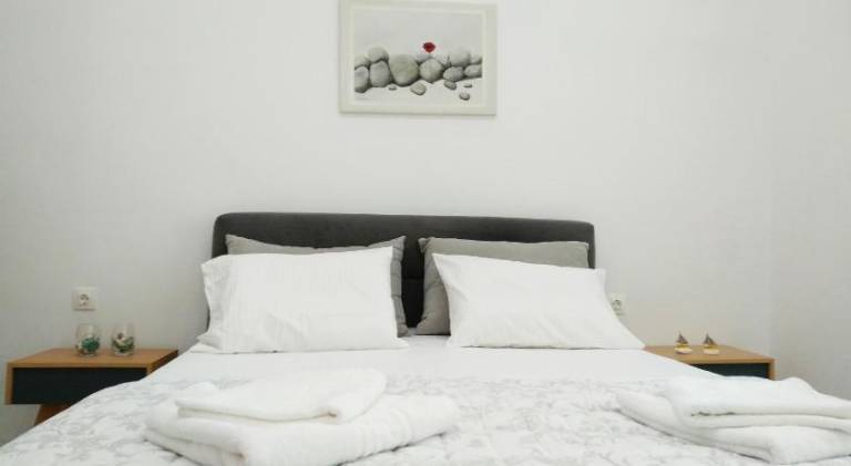 Wonderful rental apartment with terrace & garden | Dogs allowed — photo 2