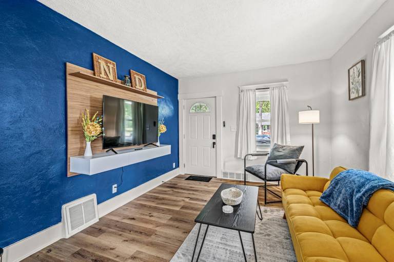 Charming house | Pets allowed in Indiana
