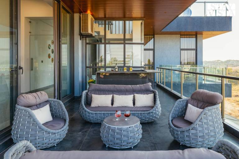 Villa with barbeque, pool & garden | Perfect for remote work — photo 3