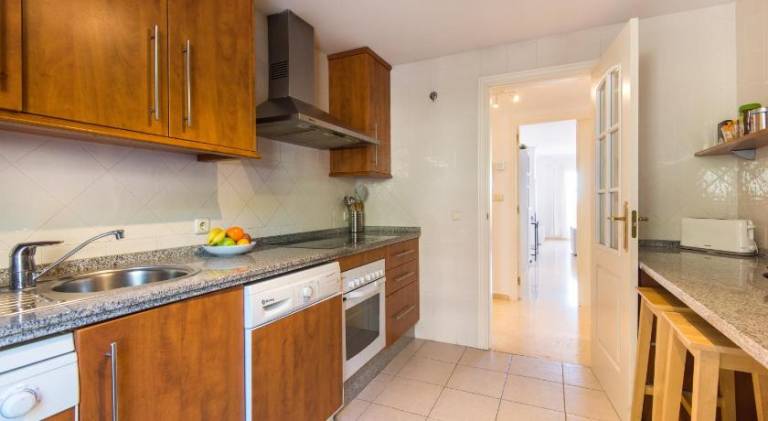 RentAndHomes Marbella Golf Elviria — photo 4