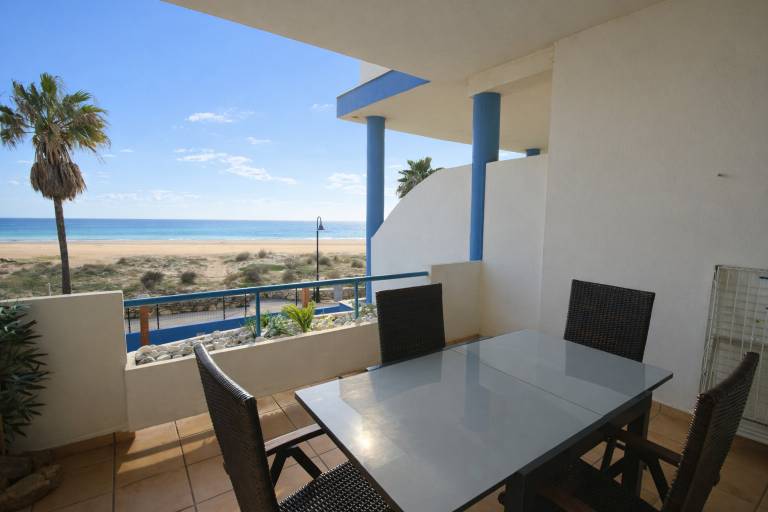 Rental apartment with pool & terrace | Next to the beach | Pet-friendly — photo 2