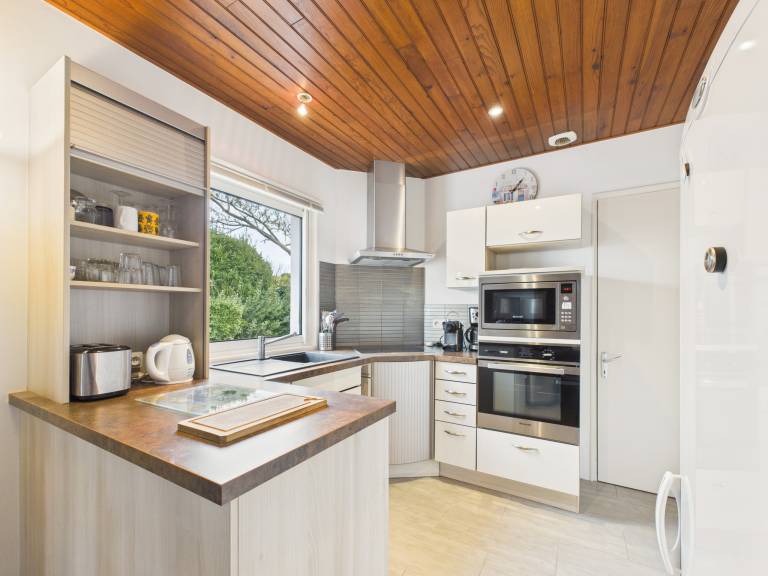 Fully equipped house with grill & yard | Pet-friendly — photo 3