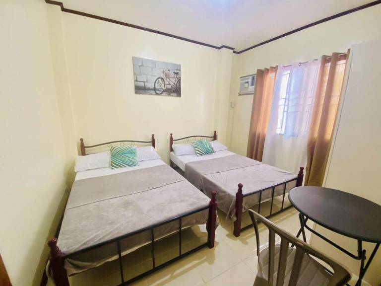 House with 2 rooms for 10 persons in Iloilo