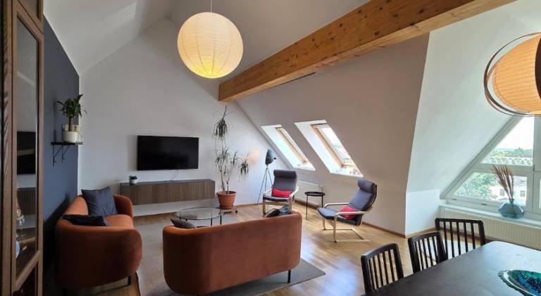 Holiday apartment with 1 room for 10 persons in Plauen