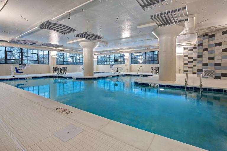 Embassy Suites Rockford Riverfront — photo 4