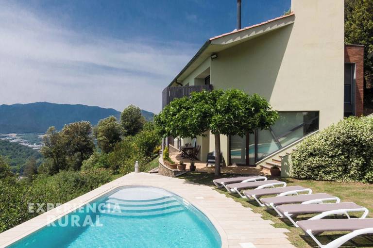 Casa Sant Joan les Fonts