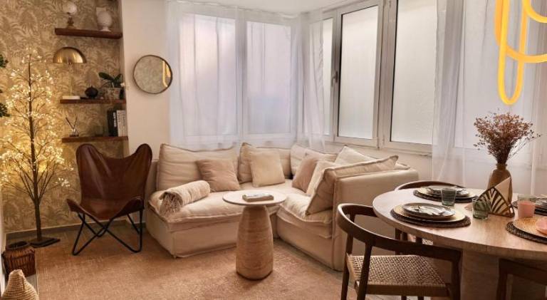 Fully equipped ample rental apartment with patio | Close to the beach | Pets allowed — photo 2