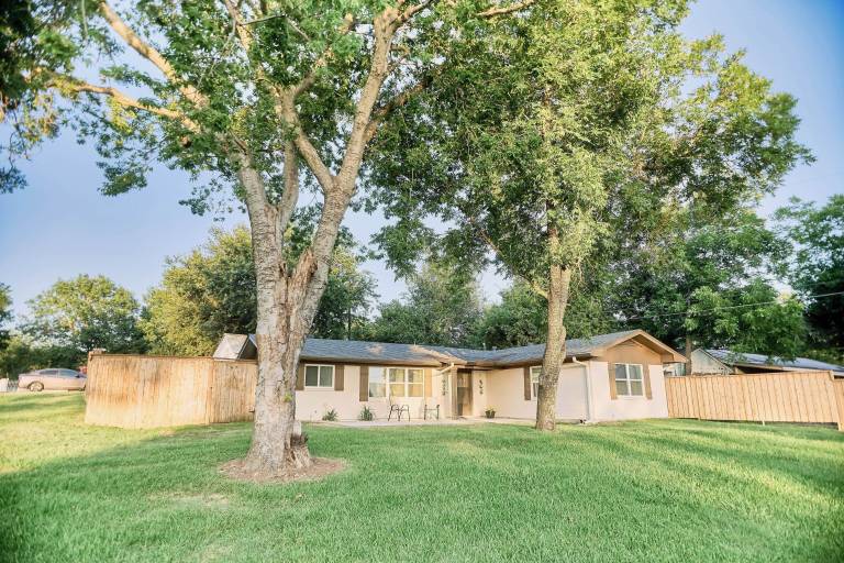 House  Lake Tawakoni