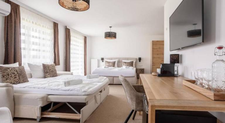 Bed & Breakfast  Villach